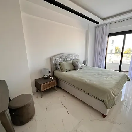 Azur Holidays 아파트 쿠사다시